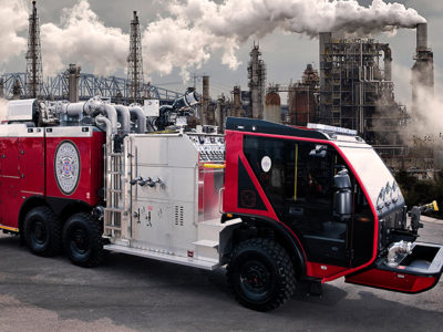 TITAN 6×6 Fahrgestell für die spezifischen Belange in der Petro-Chemischen Brandbekämpfung